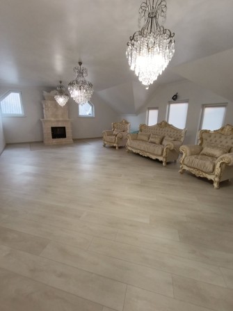 Продам будинок у с. Баранинці на 2-ві сім'ї - фото 1