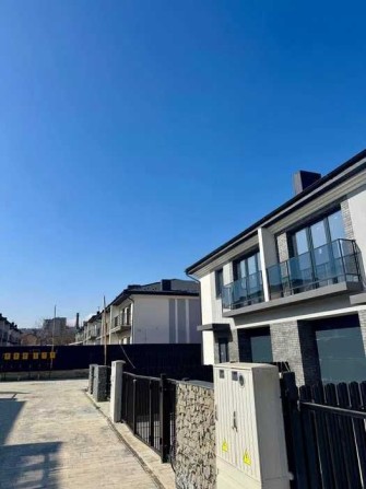 Продаж будинку вул. Потічна, 17, с. Вовчинец - фото 1