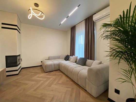 Будинок-Дуплекс із дизайнерським ремонтом! Криховцы