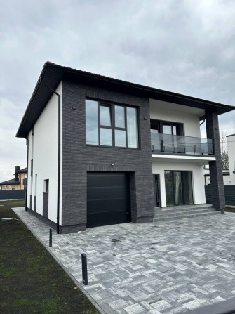 Продаж будинку 200 квадратів - фото 1