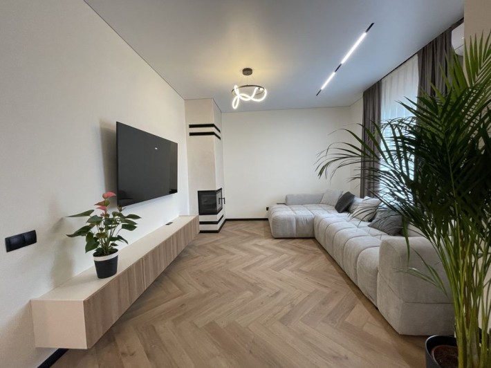 Продаж шикарного дуплексу у передмісті Івано-Франківська - фото 1
