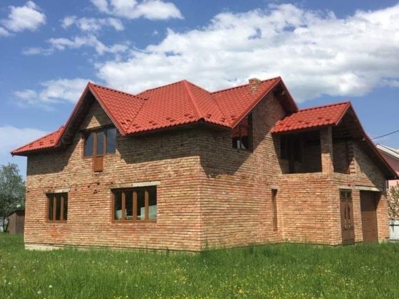 Продається будинок з земельною ділянкою 10 сот. в м. Косів, в. Мазепи Косів