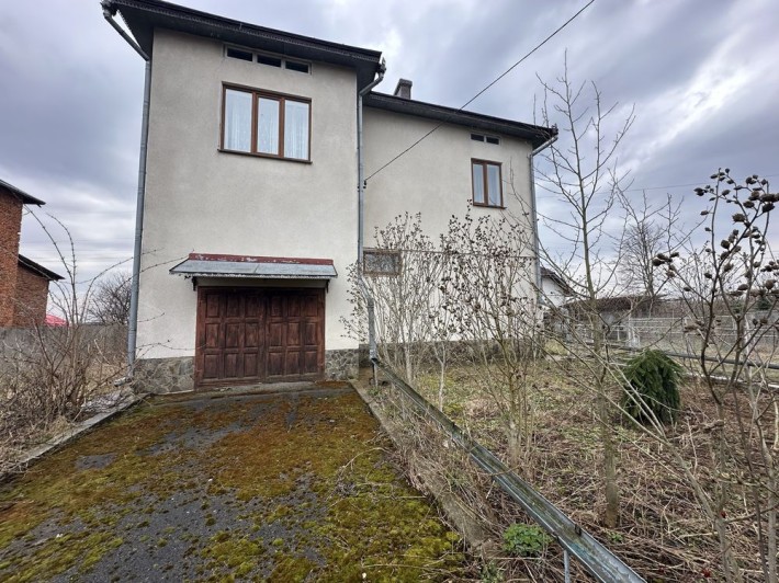 Продам будинок 191.5 м2 та літня кухня 138.5 м2 в м.Тлумач - фото 1