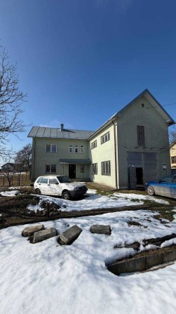 Продаю приватний будинок з літньою кухнею с.Підлужжя - фото 1