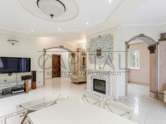 Продаж Будинку вул. Чорнобильська 235м2 з Ремонтом, участок 15 соток , Білогородка Белогородка