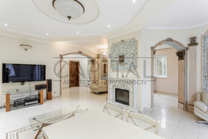 Продаж Будинку вул. Чорнобильська 235м2 з Ремонтом, участок 15 соток , Білогородка - фото 1