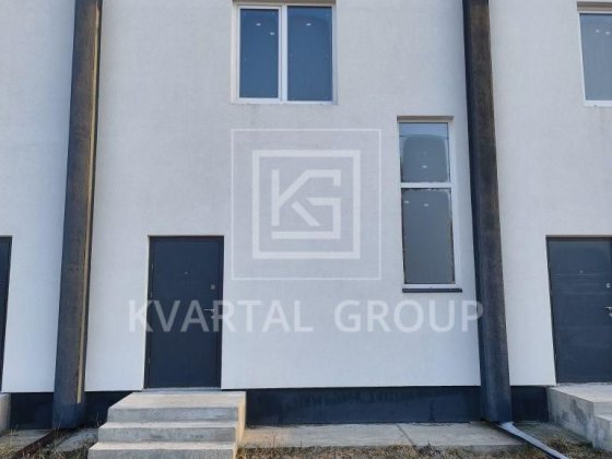 Продаж танхаусу с. Білогородка зручна локація Білогородка