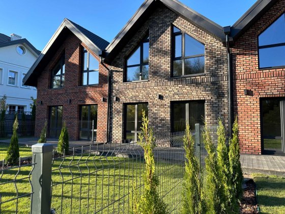 Таунхаус 100 м2, 1.5 сотки, з газом на ділянці. Відділ продажу! Святопетровское