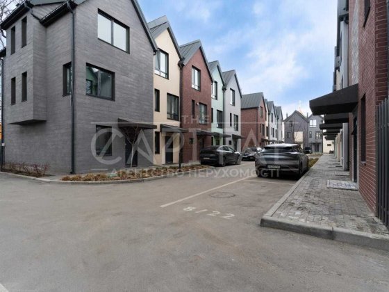 Продажа дома таунхауса 113 м2 /  Вишн'вое Крюковщина / без ремонта Крюковщина