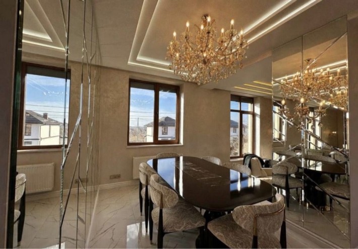 Білогородка | Будинок з дизайнерським ремонтом - фото 1