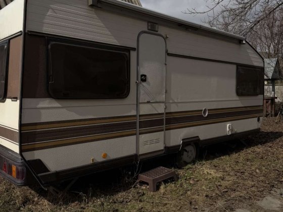 Будинок на колесах Гатне