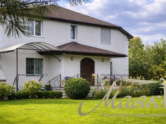 Продажа 2-х этажного дома с. Рудыки площадь дома 254 кв. м. участок 18 соток,  Козин, Обуховское нап Козин