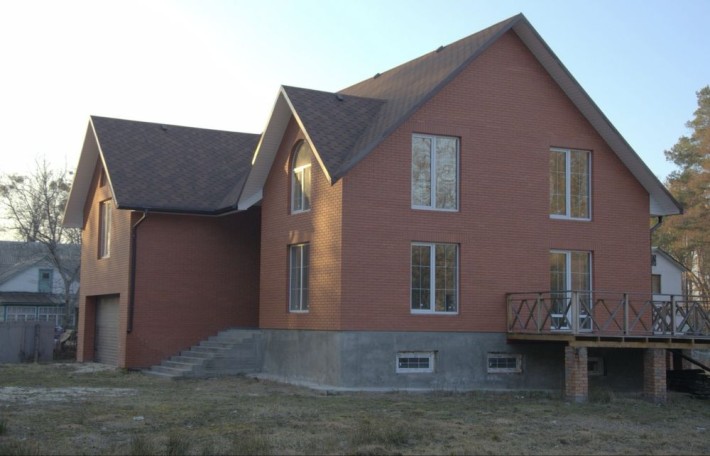 Будинок з частковим ремонтом. Ділянка 10сот - фото 1