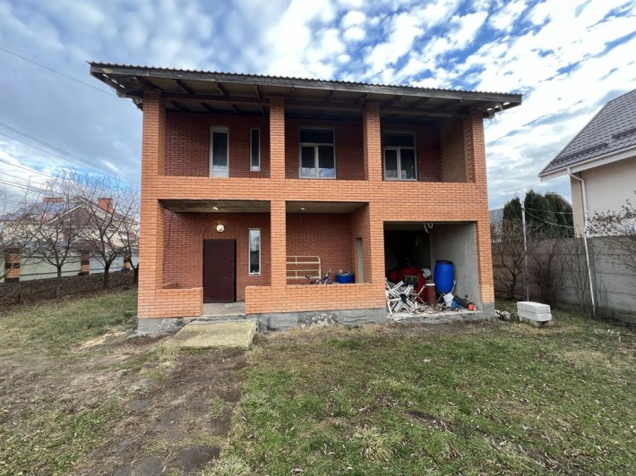 Будинок 250м2 в Крюківщині, 7 соток земельна ділянка - фото 1