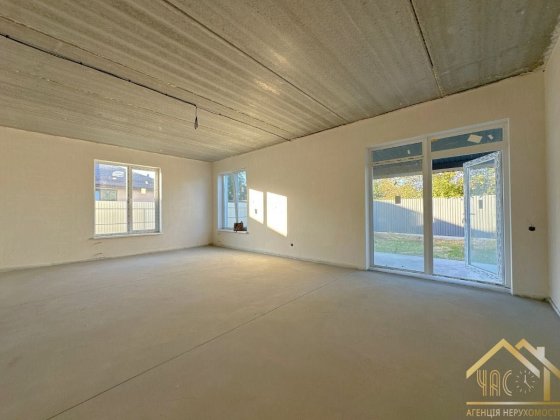 Окремий будинок 144м2, 6 соток у центрі Крюківщини. Під чистову!