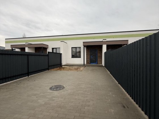 Продаж таунхауса з РЕМОНТОМ,57м2,автономні комунікації,ГАЗ, невеликі комунальні послуги,власна ділян Ворзель