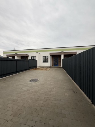 Продаж таунхауса з РЕМОНТОМ,57м2,автономні комунікації,ГАЗ, невеликі комунальні послуги,власна ділян - фото 1