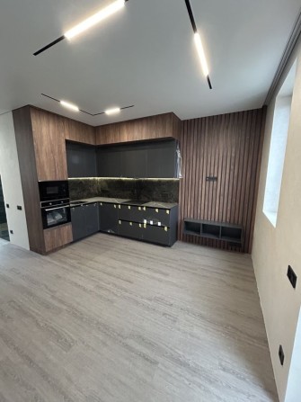 Таунхаус з ремонтом,  Святоперівське, Без комісії - фото 1