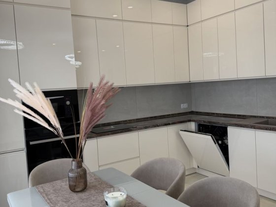 Будинок з ремонтом, меблями і технікою / Гатне/ 2 км до Києва Гатное