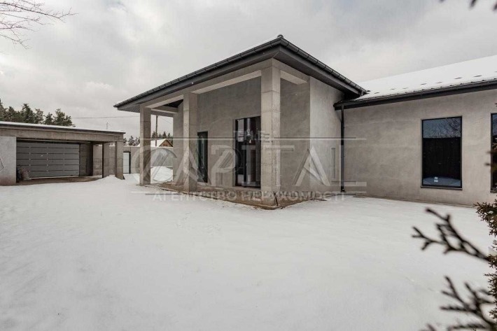 Продаж будинку в місті Козин - фото 1