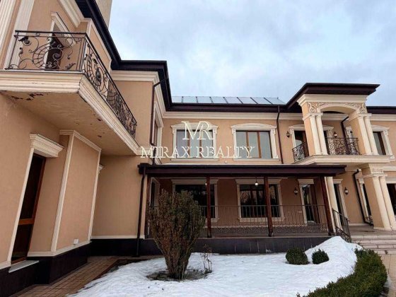 Продаж нового будинку 700 м²  з виходом до води Козин Конча-Заспа Козин