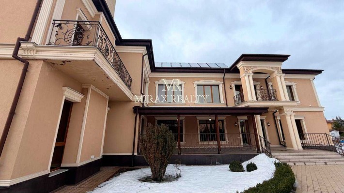 Продаж нового будинку 700 м²  з виходом до води Козин Конча-Заспа - фото 1
