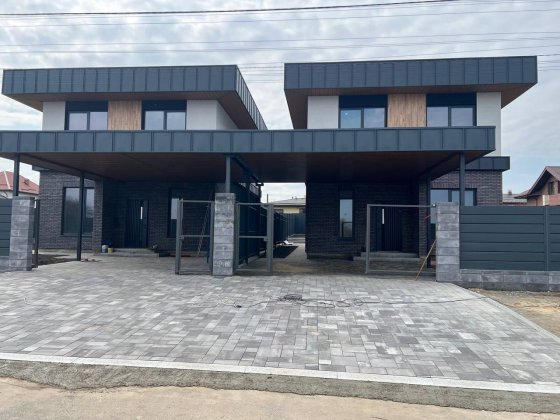 Новий сучасний будинок у Білогородці без комісії Білогородка