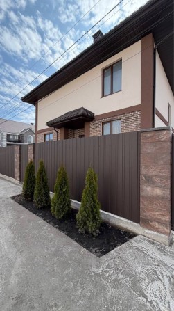 Дом с ПОДВАЛОМ! 4 спальни! Газ! Гатное - фото 1