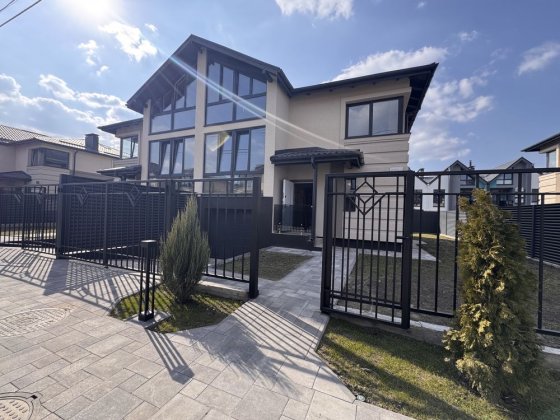 Престижний дуплекс в котеджному містечку Крюківщина 160м2