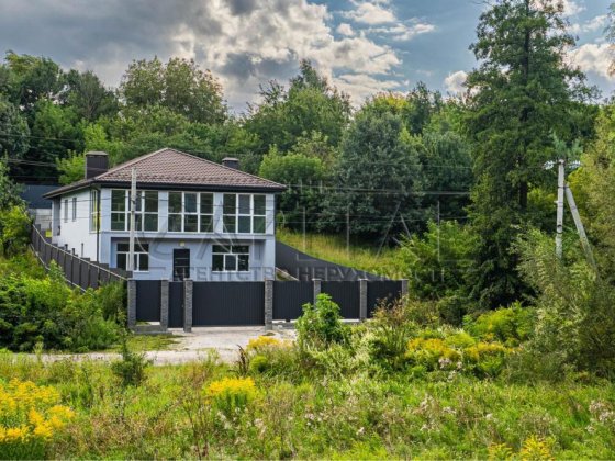 Продаж будику 200м2 , 8 соток, Гатне Гатное