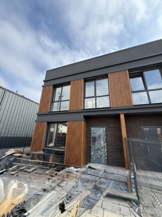 Продаж  Дуплекса з ремонтом в закритому котеджному містечку! - фото 1