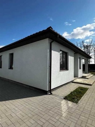 Будинок з ремонтом та меблями в Ворзелі - фото 1