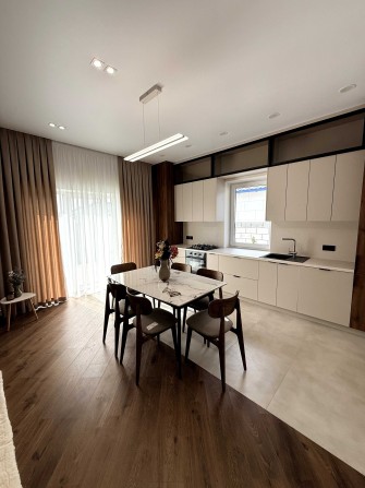 Продам Дуплекс з Ремонтом. Чудова Локація в Новому КМ. Газ. Без % - фото 1