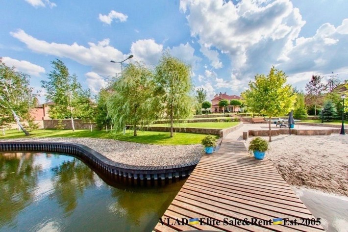 Козин.  Будинок з виходом на Козинку, своєю набережною та пляжем! - фото 1