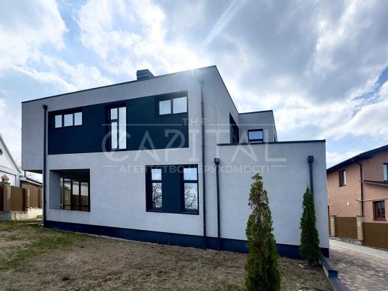 Продається сучасний двоповерховий будинок у престижній локації — с.Гатне Гатное