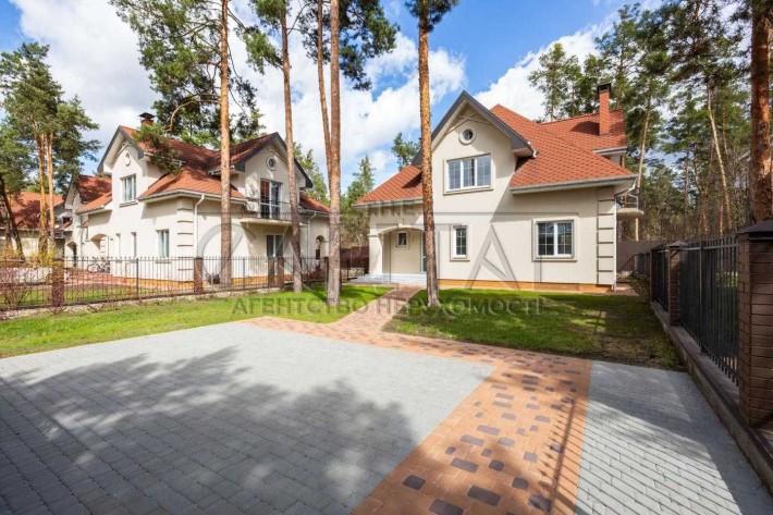 Продаж будинку з ремонтом / Козин / 192м2 / є ГАЗ - фото 1