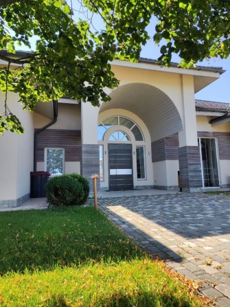 Продаж будинку Ходосівка 587 м кв  70 сот  Новообухівська траса - фото 1