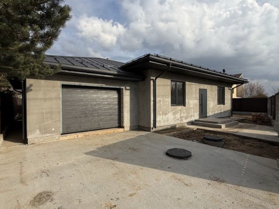 Продам будинок Гатне 139 м², газ, гараж, 4.5 сотки