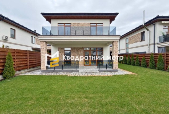 Приватний будинок в котеджному містечку | с. Гатне, с. Крюківщина - фото 1