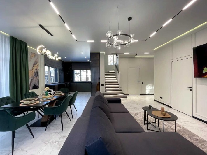 Продаж будинку з дизайнерським ремонтом | Ходосівка | 170 м² | 6 соток - фото 1