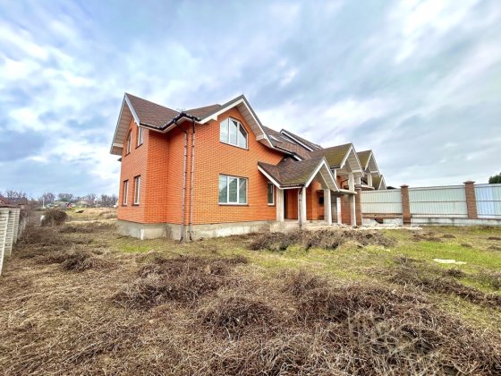 Просторий дуплекс 200 м² на великій ділянці 15 соток! Белогородка
