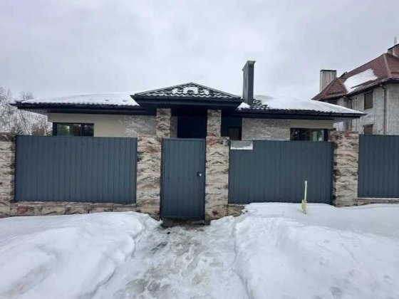 Затишний будинок у Ворзелі Ворзель