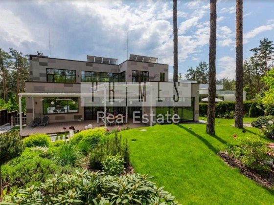 Продаж будинку архітектора Морського з ремонтом, ділянка 11 соток, Козин Козин