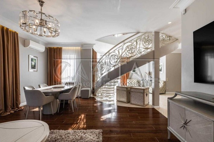 Продаж / Будинок / 300 М2 / Гатне / вул. Гоголя - фото 1