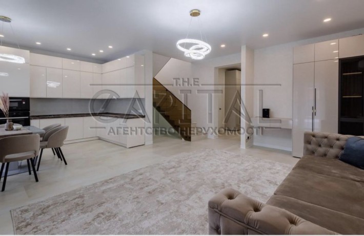 Продаж будинку в Гатному - фото 1