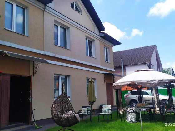 Продаж будинку на дві половини 330000$ Ворзель