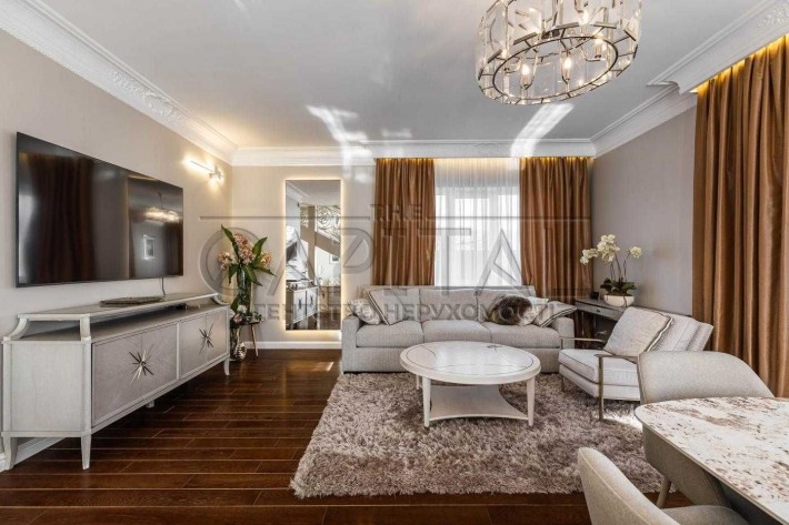 Продаж будинку з газом + камін 15 сот 300 м2 / Гатне Одеська траса - фото 1