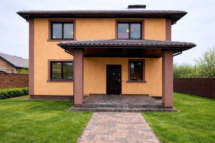 Будинок з підвалом, терасою та гаражем у Білогородці! - фото 1