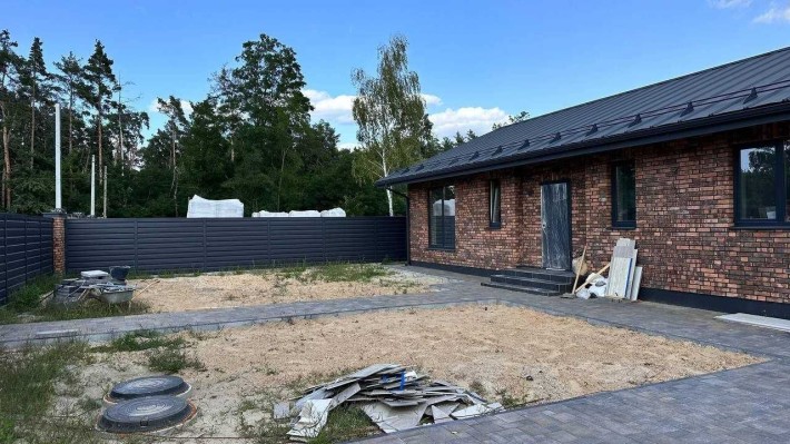 Будинок 100 м² на 5,5 сотках з ремонтом і кухнею | газ | керамоблок + цегла | готовий до заселення - фото 1