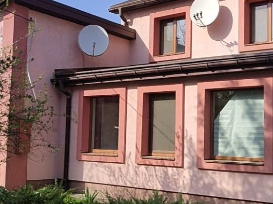 Шикарний окремий будинок 168м2 на 10 сотках Ворзель курорт Ворзель